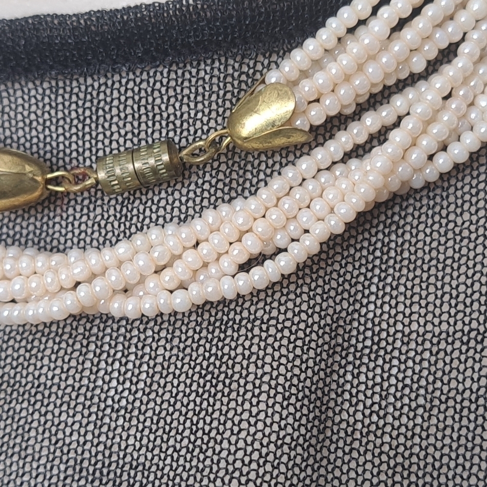 Multistrand mini seed necklace - Picture 4 of 7